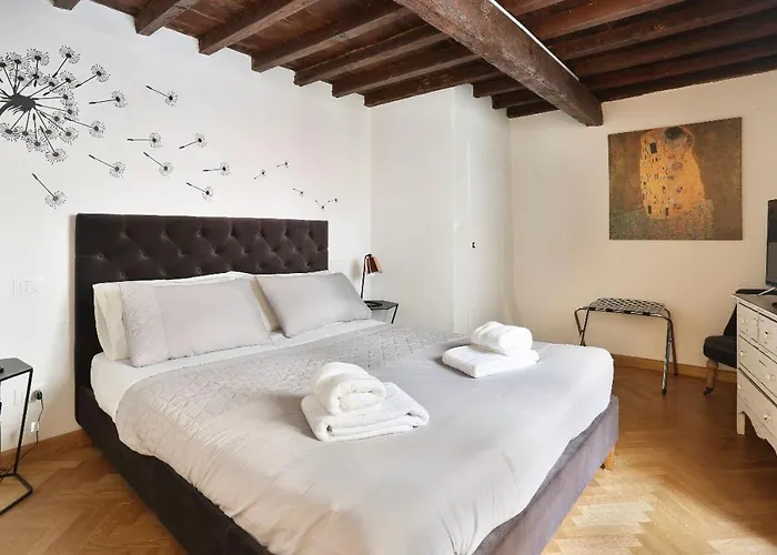 Residenza Vasariano Lägenhet *